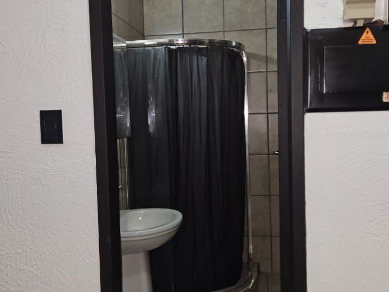 Comfort & Convenience in Carina Court, Rouxpark – Your Perfect Rental Awaits! - Photo 3