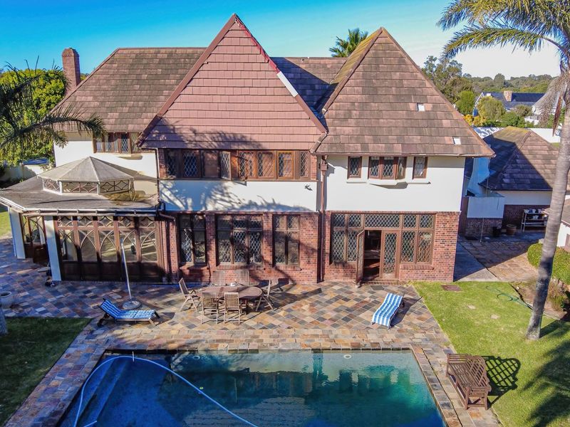 TUDOR-STYLE CHARM IN SHORT ROAD – UPPER WALMER - Photo 2