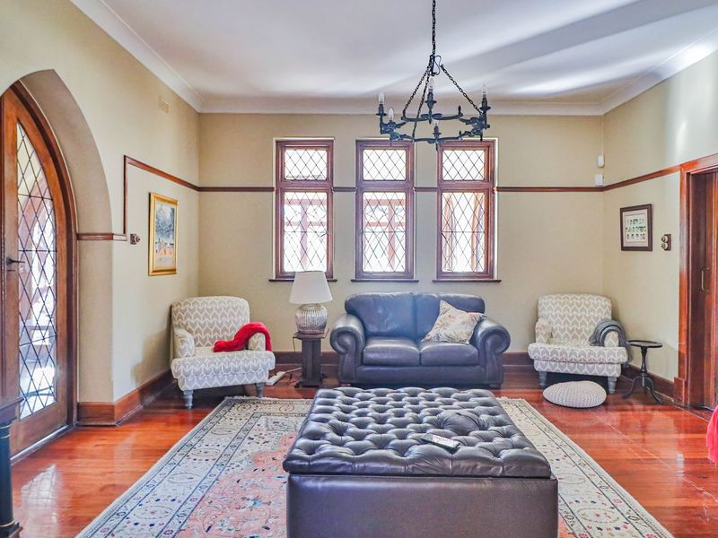 TUDOR-STYLE CHARM IN SHORT ROAD – UPPER WALMER - Photo 5