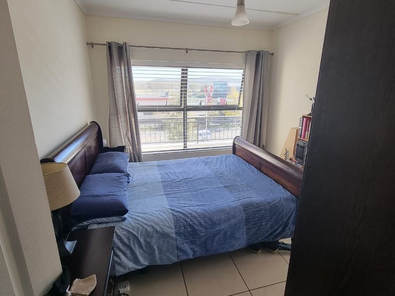 2 Bedroom Apartment – Popular De Velde Estate - Photo 10