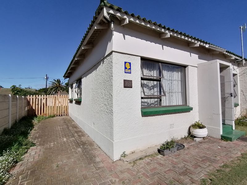 2 bedroom house - Photo 2