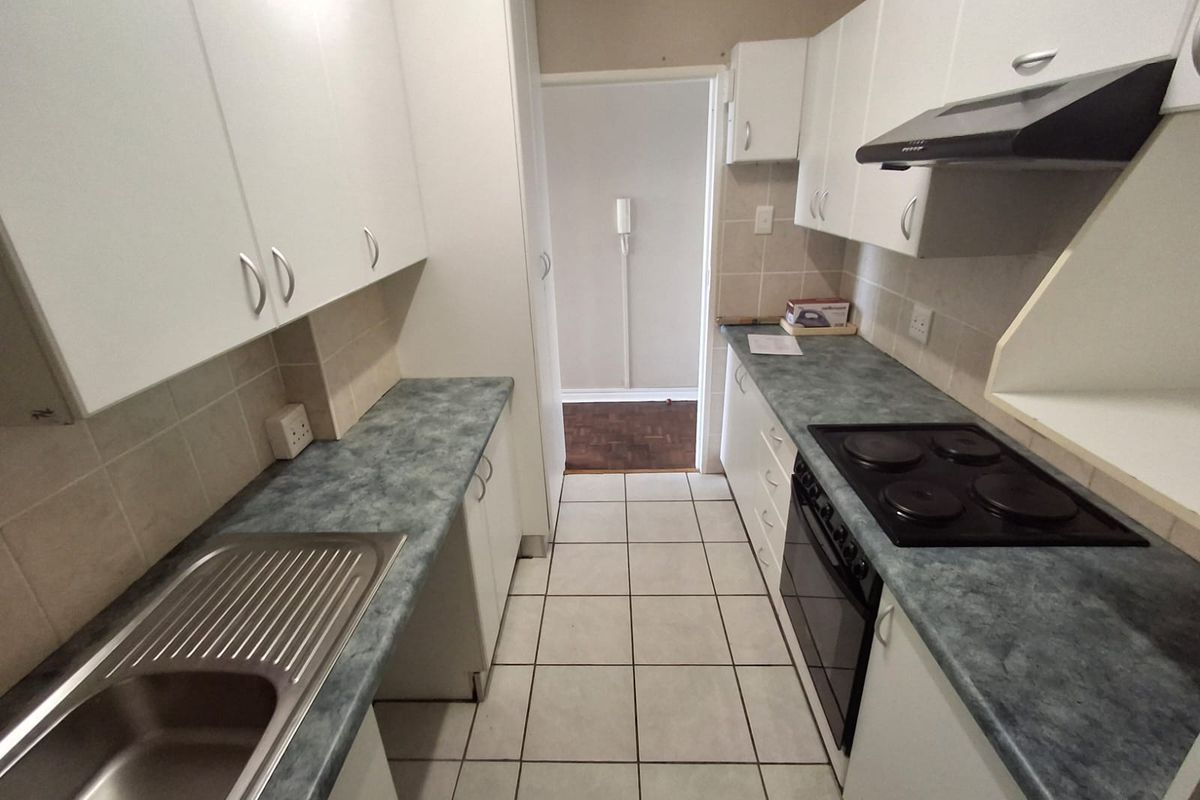 Unfurnished Apartment - Photo 2