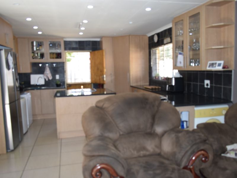 Townhouse for sale in Boksburg North - Photo 9