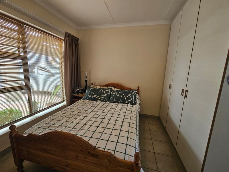 3 Bedroom Lock-Up-and-Go Home for Sale in Stilbaai - Photo 8