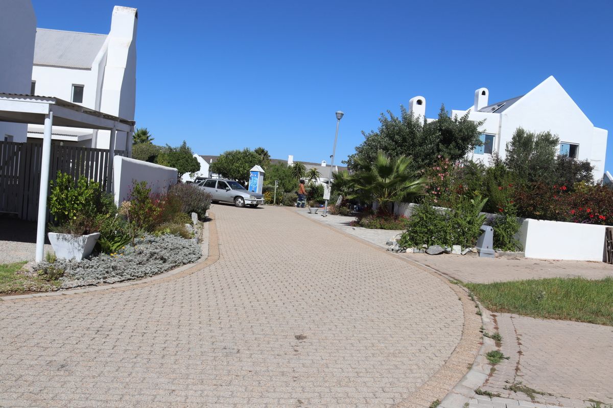 3 Bedroom House for Sale in Lampiesbaai, St Helena bay - Photo 3