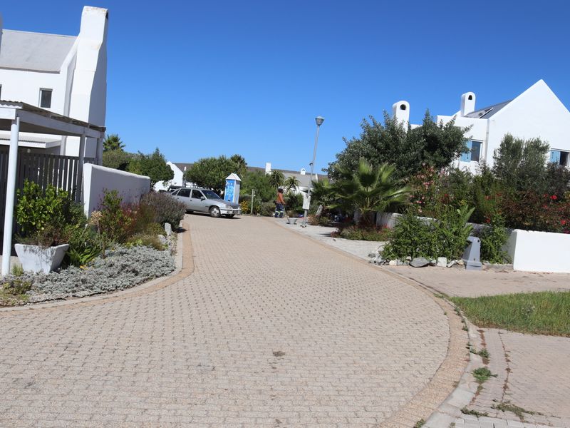 3 Bedroom House for Sale in Lampiesbaai, St Helena bay - Photo 3