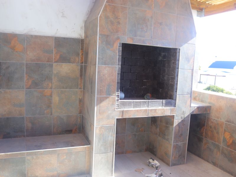 3 Bedroom House for Sale in Lampiesbaai, St Helena bay - Photo 2