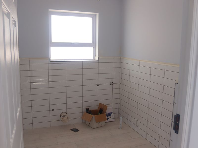 3 Bedroom House for Sale in Lampiesbaai, St Helena bay - Photo 8
