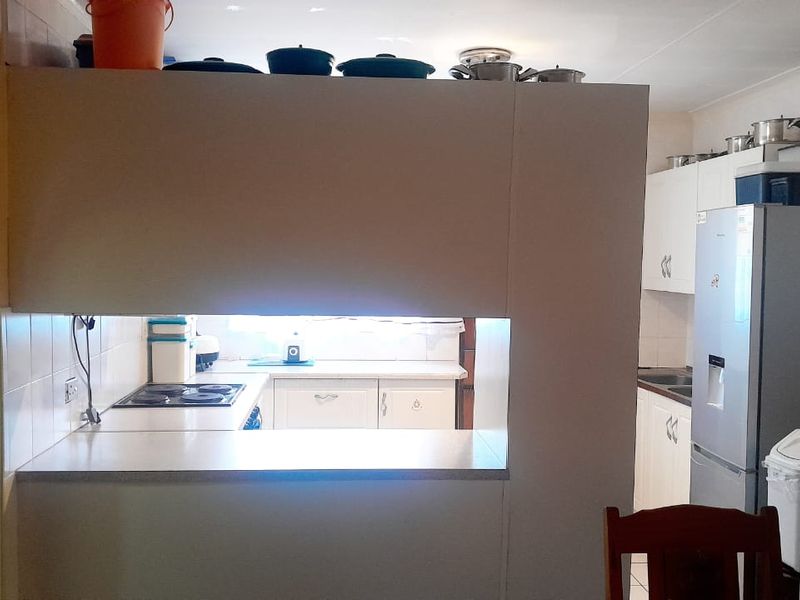 Neat & Secure 3-Bedroom Home for Sale in Gompo - Photo 4