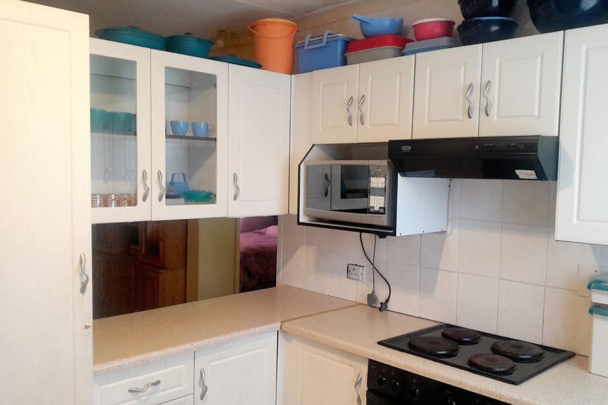 Neat & Secure 3-Bedroom Home for Sale in Gompo - Photo 3