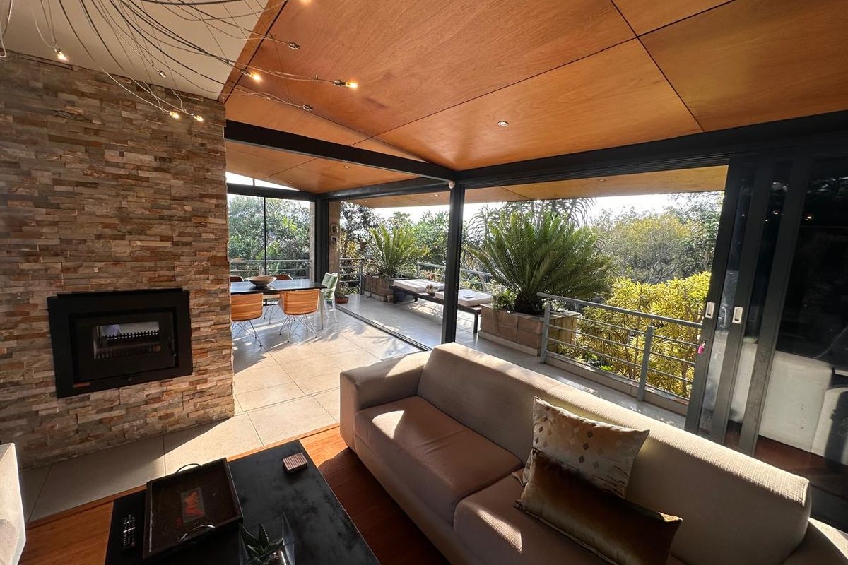 1.5 HECTAR WITH MODERN DWELLIG NEAR BATELEUR ESTATE - Photo 3