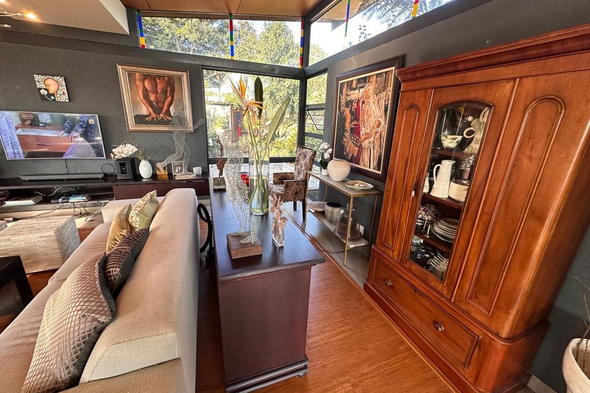 1.5 HECTAR WITH MODERN DWELLIG NEAR BATELEUR ESTATE - Photo 4