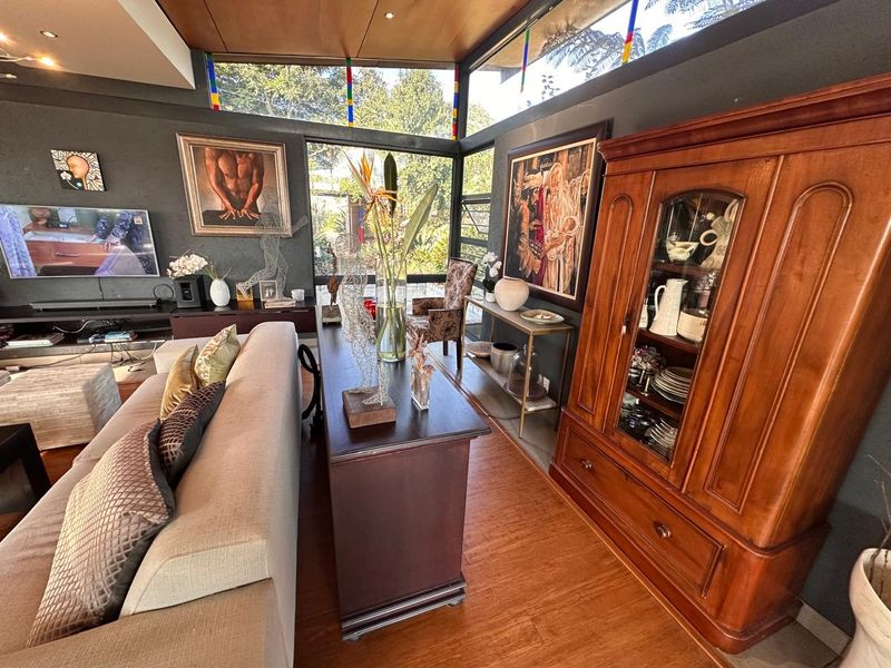 1.5 HECTAR WITH MODERN DWELLIG NEAR BATELEUR ESTATE - Photo 4