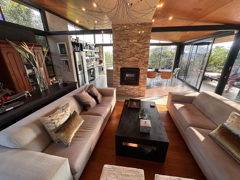 1.5 HECTAR WITH MODERN DWELLIG NEAR BATELEUR ESTATE - Photo 2