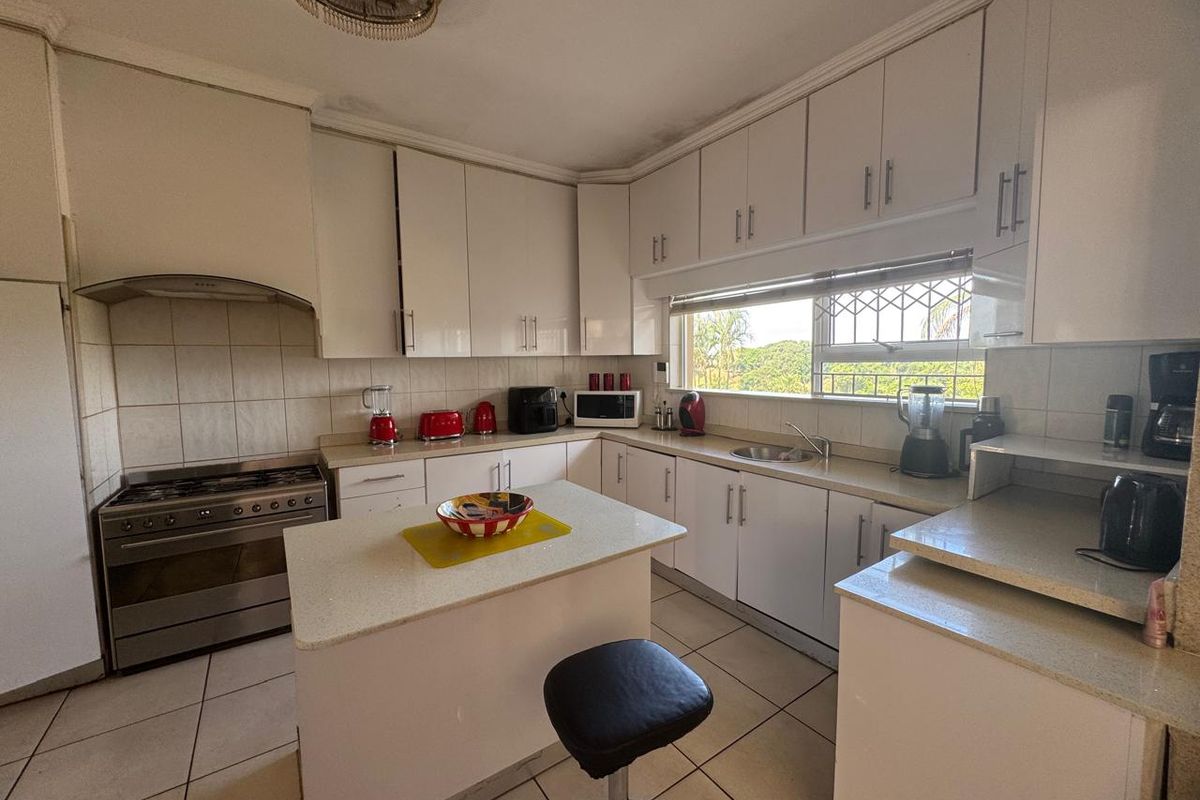 Zinkwazi Beach property with views for sale - Photo 4