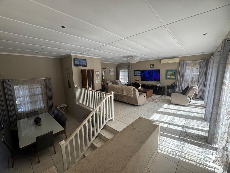 Zinkwazi Beach property with views for sale - Photo 1