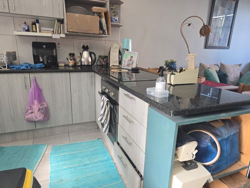 Investment Ready! Modern 1-Bed Flat with 2 Parking Bays - Photo 6