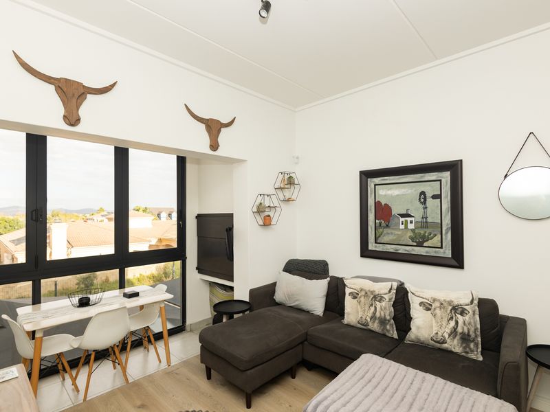 Apartment Pending Sale In Durbanville - Photo 8