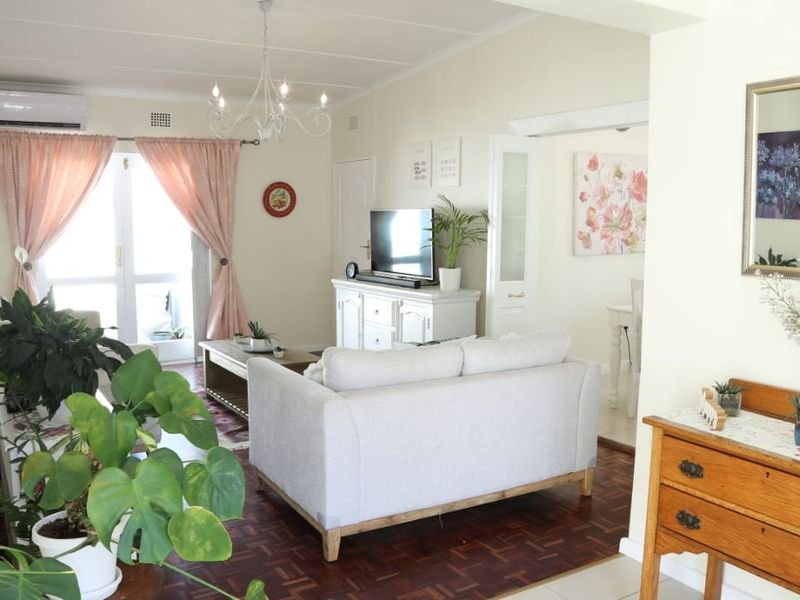 Turn the Key to Better Living at 6 Klerck Street - Photo 5