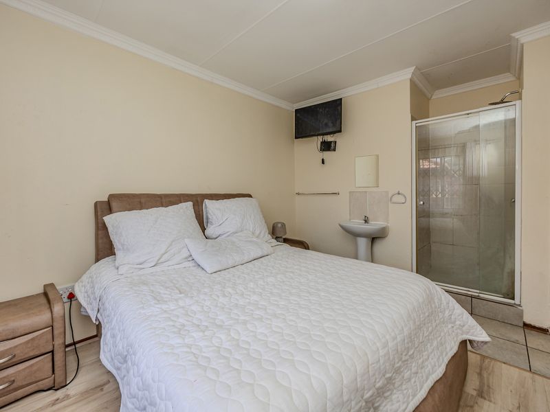 3 Bedroom Sectional Title For Sale – Secure & Convenient Living - Photo 5