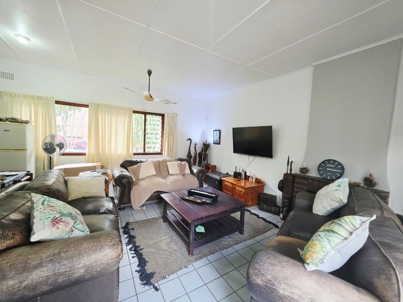 3 bedroom house with outbuilding - Photo 9