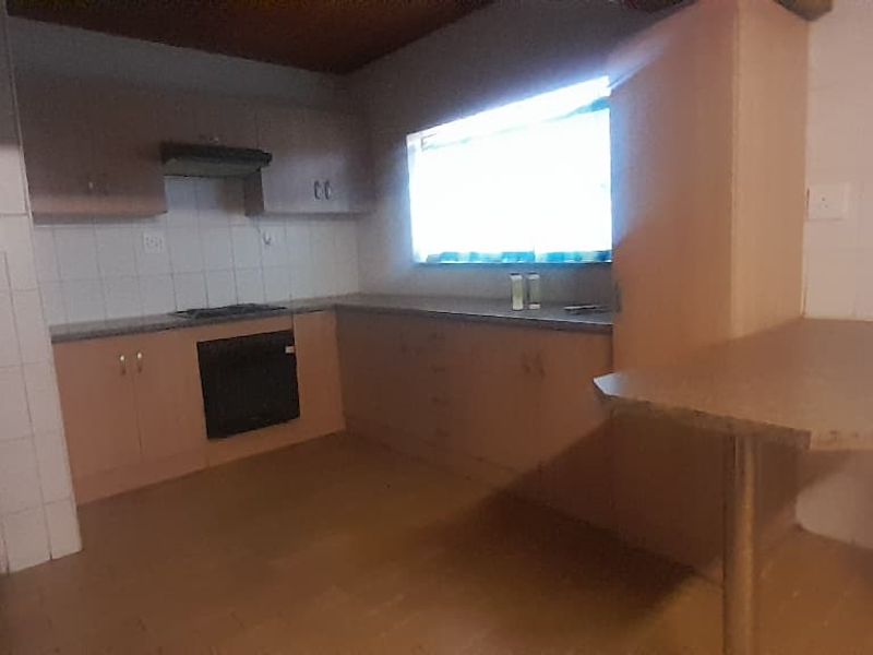 Family home up for grabs - Photo 6