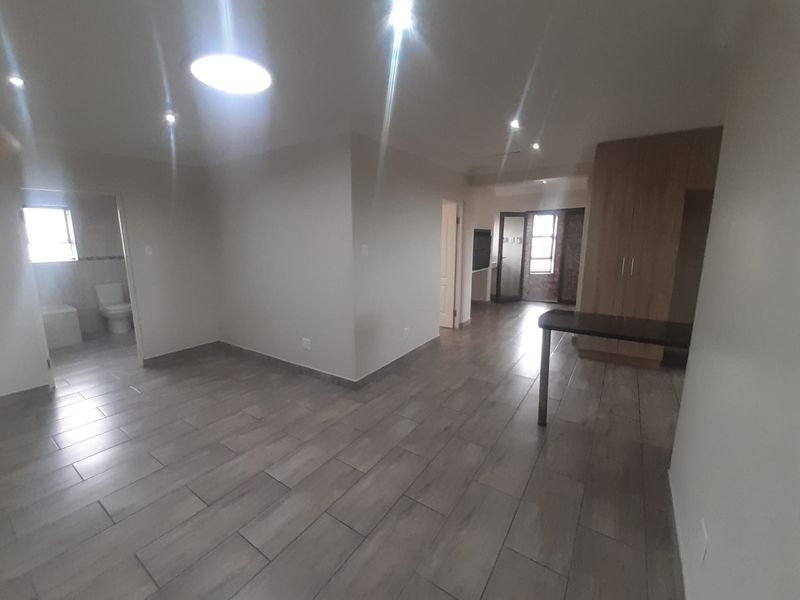 Apartment Rental Monthly In Mossel Bay - Photo 5