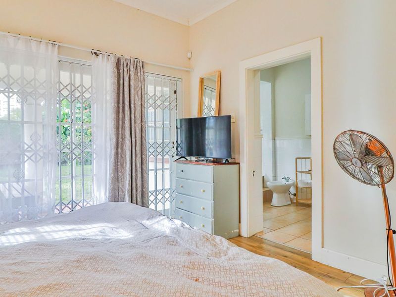 Secure and Central - Generous Family Home Off Hallack Drive - Photo 7