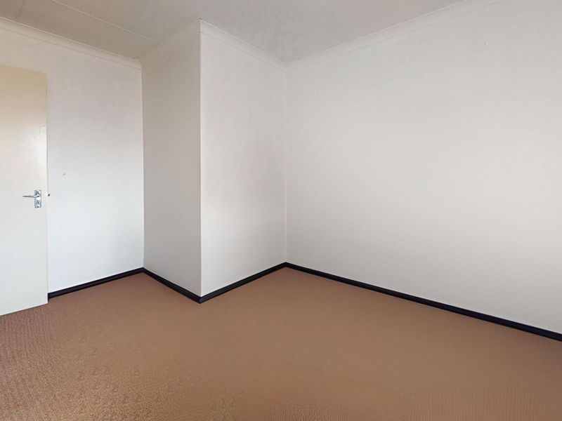 Charming Duplex in Sought-After Lakefield, Benoni - Photo 7