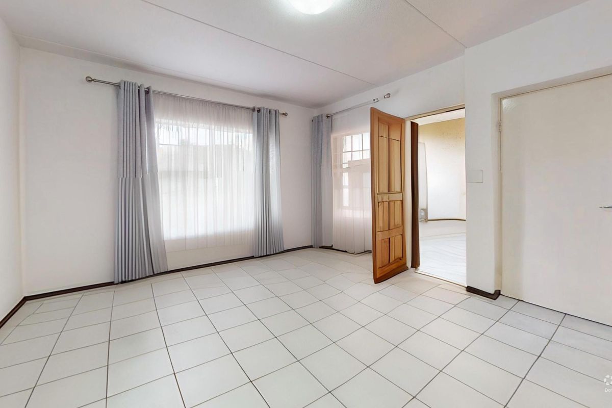 Charming Duplex in Sought-After Lakefield, Benoni - Photo 5