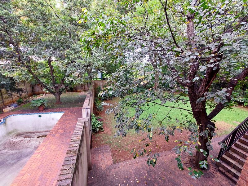 Lukasrand living: Live, Work, and Cash In with rezoning possibilities - Photo 5