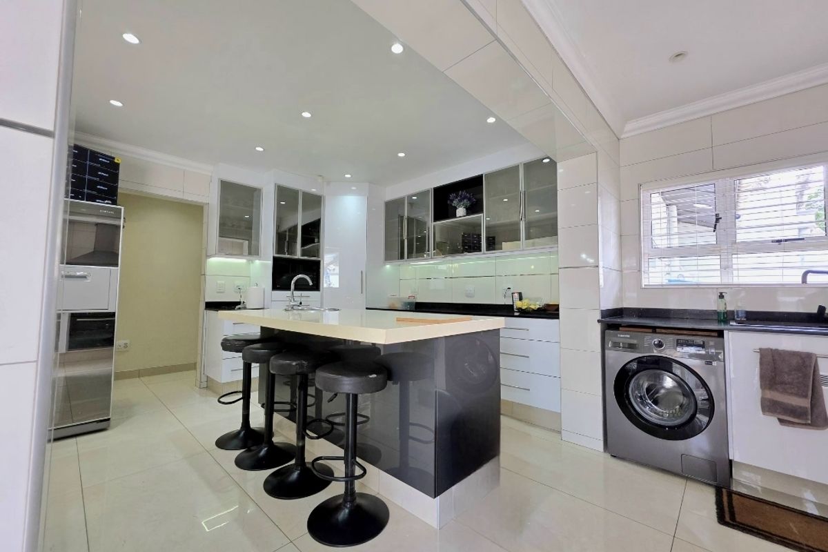 Modern Coastal Luxury | Designer Family Sanctuary in Isipingo Beach - Photo 4