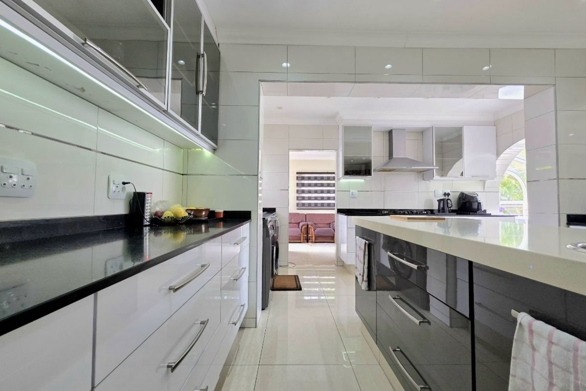 Modern Coastal Luxury | Designer Family Sanctuary in Isipingo Beach - Photo 3