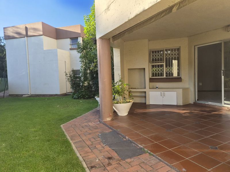 Large, Private, Garden Unit! - Photo 3