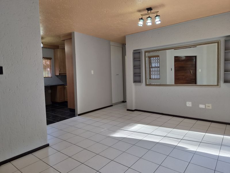 Large, Private, Garden Unit! - Photo 9