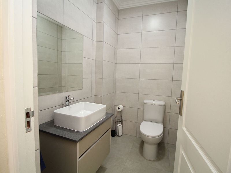 A brand new 3 bedroom home in Blue Lagoon Security Estate in Langebaan - Photo 5