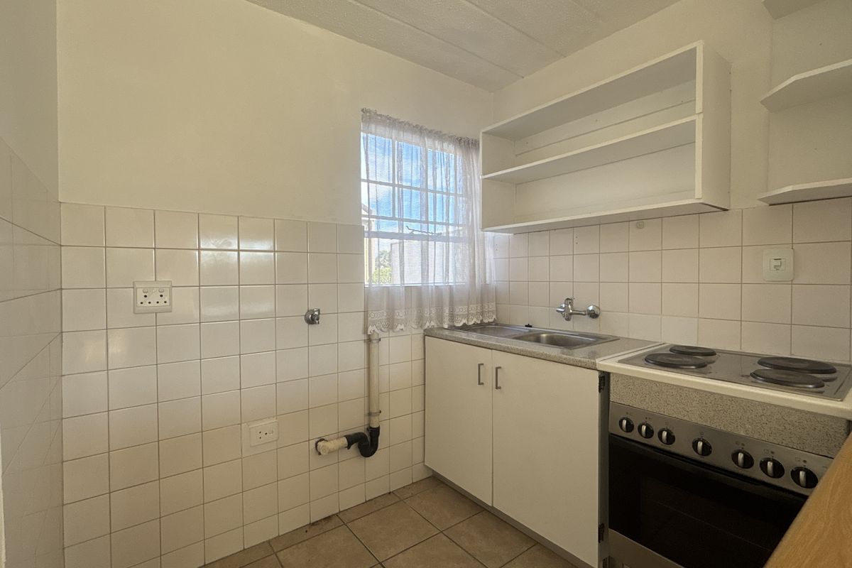 Welcome to this beautifully revamped corner unit In Boksburg - Photo 5