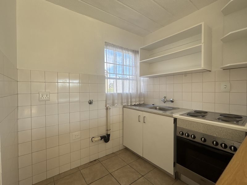 Welcome to this beautifully revamped corner unit In Boksburg - Photo 5