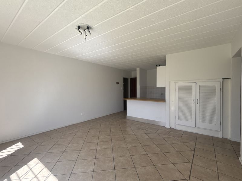 Welcome to this beautifully revamped corner unit In Boksburg - Photo 2
