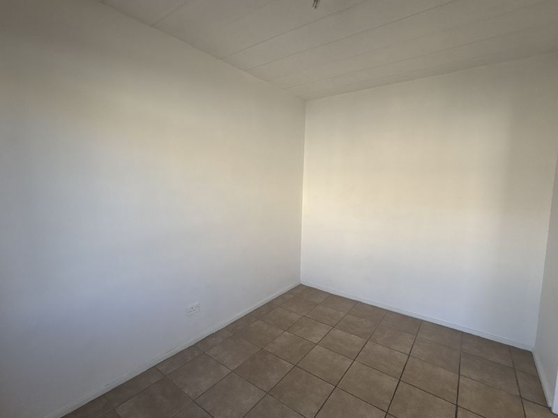 Welcome to this beautifully revamped corner unit In Boksburg - Photo 8