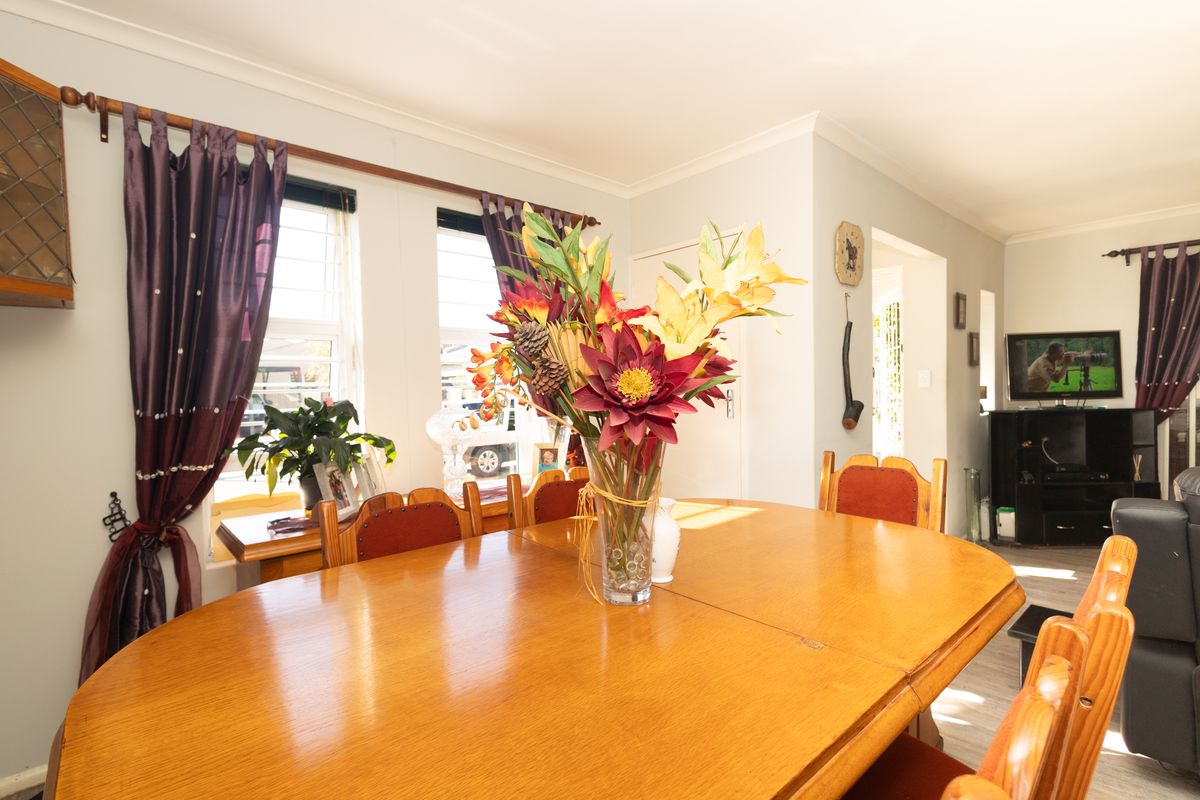 House For Sale In Goodwood - Photo 4
