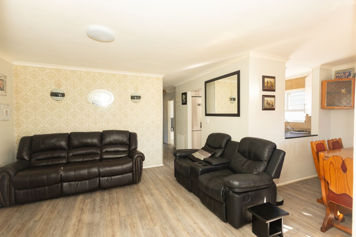 House For Sale In Goodwood - Photo 3