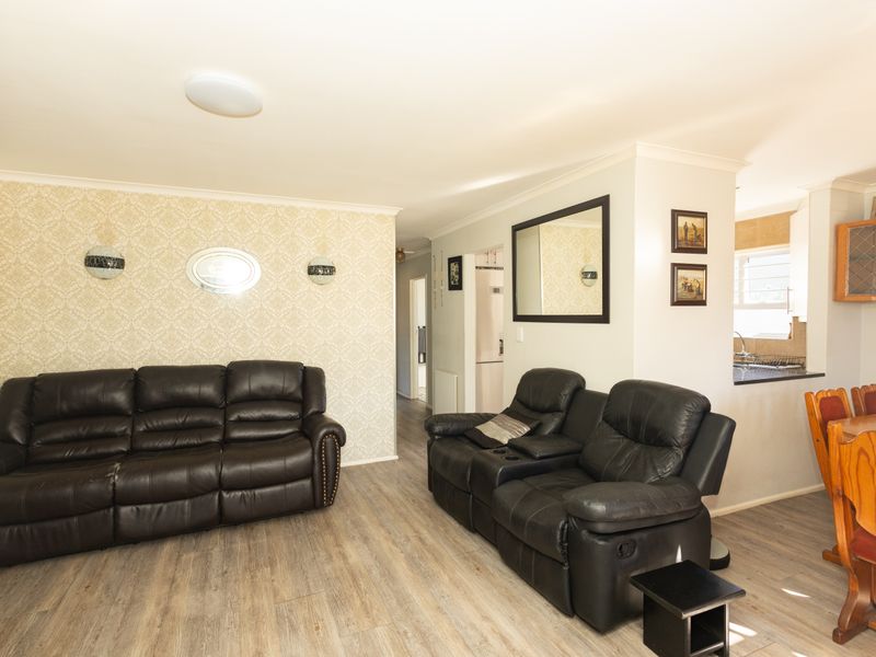 House For Sale In Goodwood - Photo 3