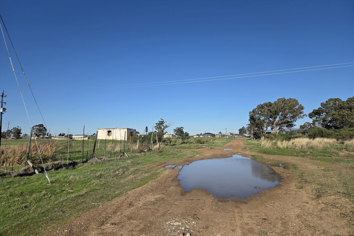 Dual Vacant Plots for Sale in Gouda – R350 000 Per Plot - Photo 5