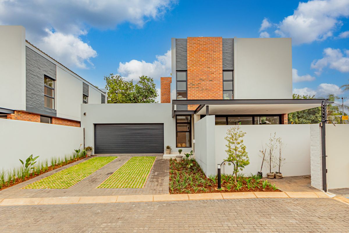A statement in modern luxury - where space, style, and living come together - Photo 2