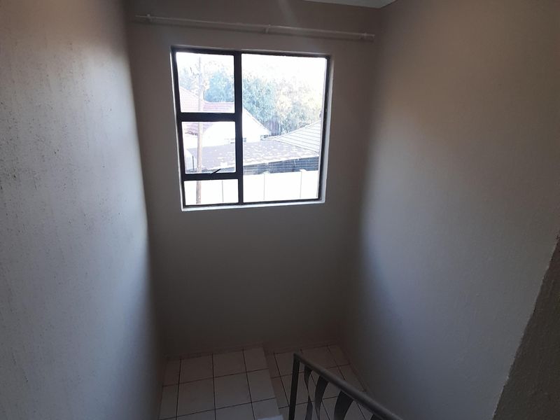 Duplex Townhouse @ R13,250 - Photo 8