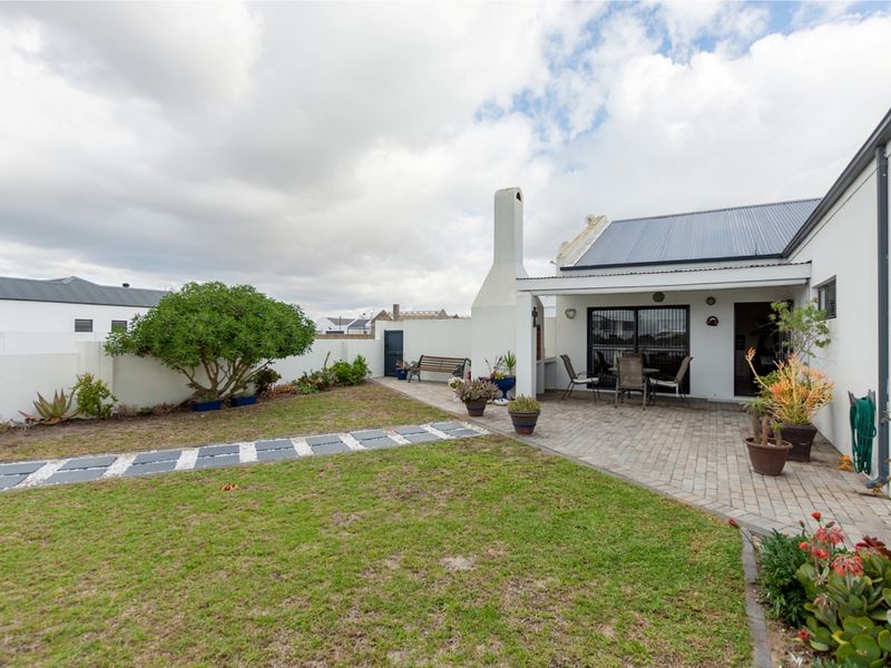 House For Sale In Velddrif - Photo 10
