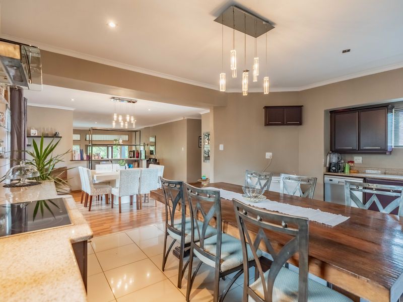 Prime Berea West Level Family Home. Dual Living Option & Development Potential! - Photo 7