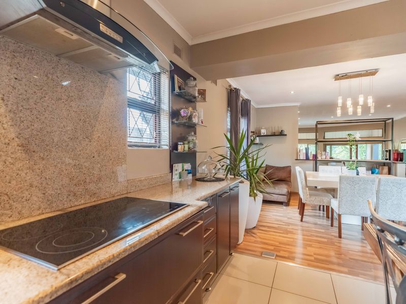 Prime Berea West Level Family Home. Dual Living Option & Development Potential! - Photo 6