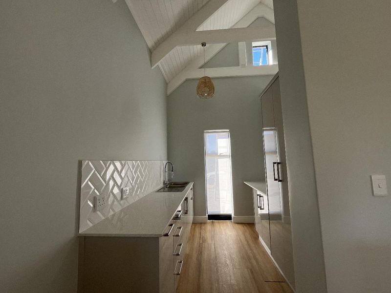 Where Luxury Meets the Fairway | Designer Living in Mount Royal Golf Estate - Photo 6